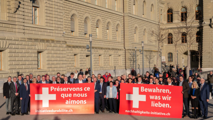 SVP Schweiz Keine 10 Millionen Schweiz Nachhaltigkeits Initiative 